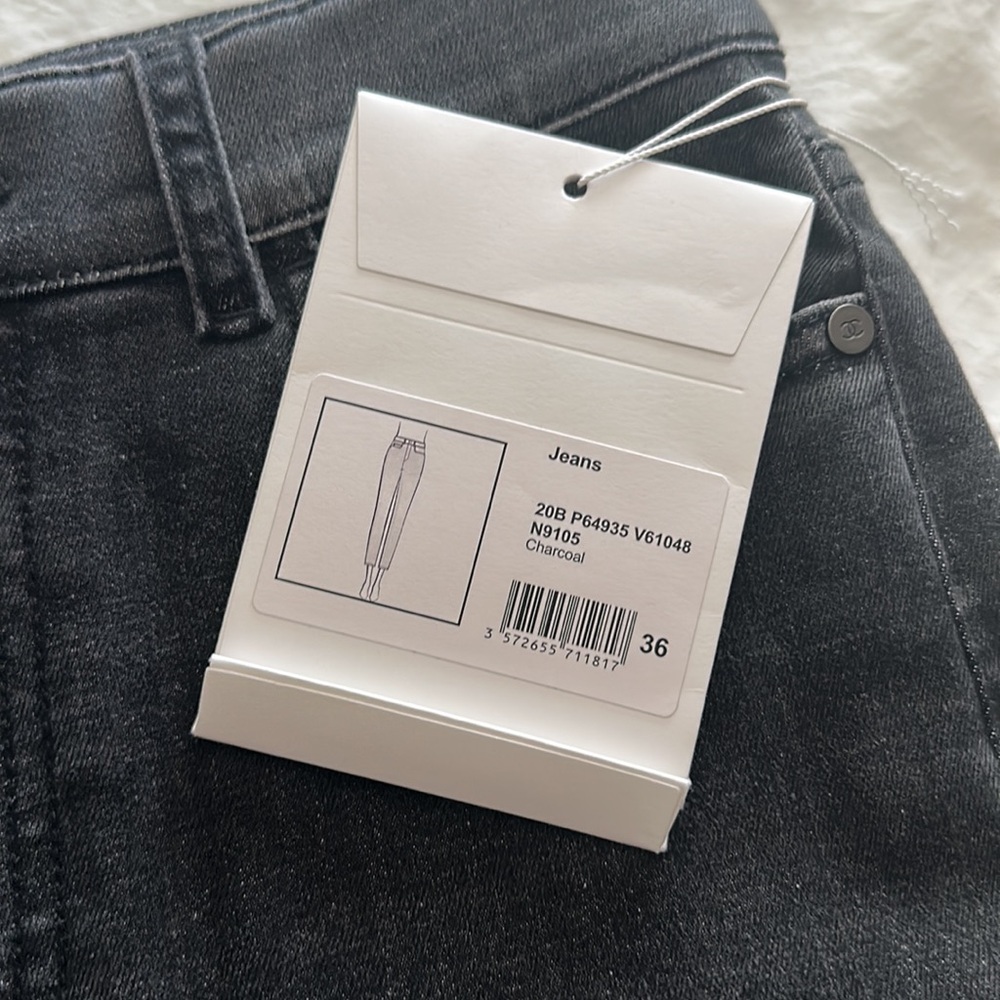 20B CHANEL skinny leg jeans size 36 - Picture 5 of 16